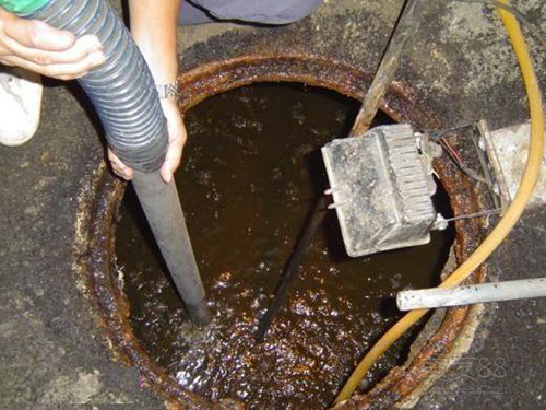 卧龙隔油池清理