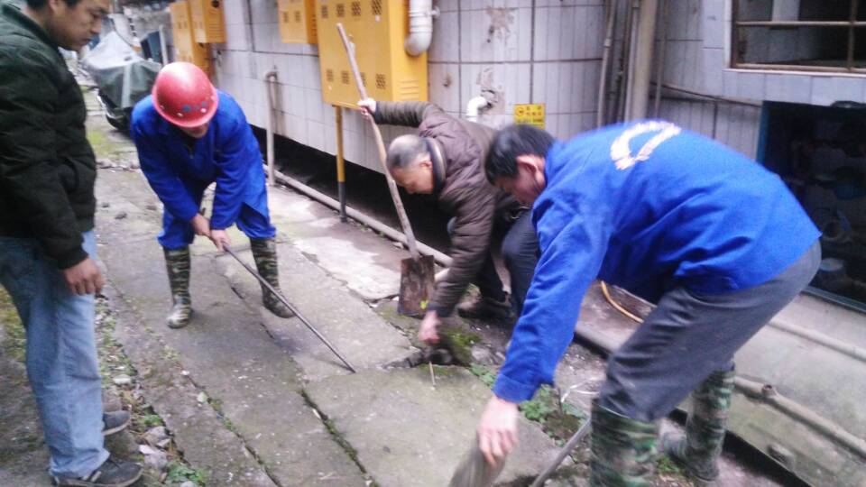 卧龙清掏化粪池、管道疏通一站式服务<高效><技术><可靠>